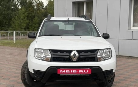 Renault Duster I рестайлинг, 2017 год, 1 050 000 рублей, 3 фотография