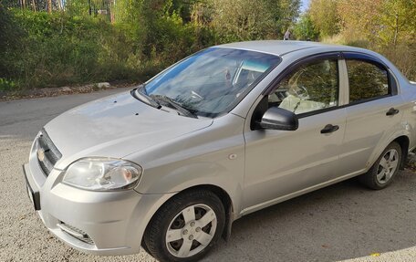 Chevrolet Aveo III, 2010 год, 370 000 рублей, 3 фотография