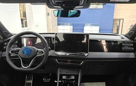 Volkswagen Tiguan, 2026 год, 4 950 000 рублей, 8 фотография