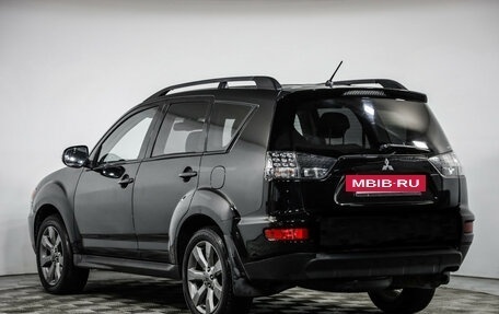 Mitsubishi Outlander III рестайлинг 3, 2012 год, 1 069 000 рублей, 7 фотография