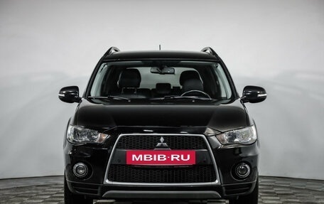 Mitsubishi Outlander III рестайлинг 3, 2012 год, 1 069 000 рублей, 2 фотография