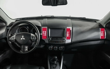 Mitsubishi Outlander III рестайлинг 3, 2012 год, 1 069 000 рублей, 10 фотография