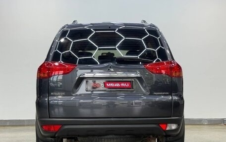 Mitsubishi Pajero Sport II рестайлинг, 2012 год, 1 690 000 рублей, 7 фотография