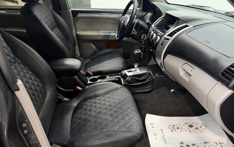 Mitsubishi Pajero Sport II рестайлинг, 2012 год, 1 690 000 рублей, 19 фотография