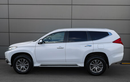 Mitsubishi Pajero Sport III рестайлинг, 2019 год, 2 898 000 рублей, 7 фотография