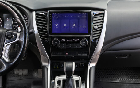 Mitsubishi Pajero Sport III рестайлинг, 2019 год, 2 898 000 рублей, 14 фотография