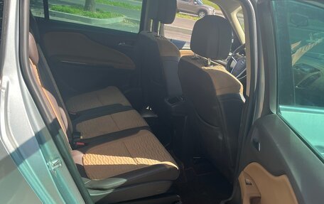 Opel Zafira C рестайлинг, 2013 год, 1 250 000 рублей, 8 фотография