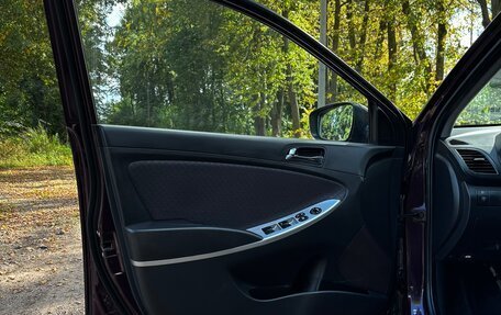 Hyundai Solaris II рестайлинг, 2012 год, 689 000 рублей, 11 фотография