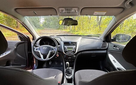 Hyundai Solaris II рестайлинг, 2012 год, 689 000 рублей, 22 фотография