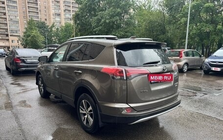 Toyota RAV4, 2018 год, 2 410 000 рублей, 7 фотография