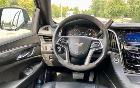 Cadillac Escalade IV, 2015 год, 3 490 000 рублей, 13 фотография