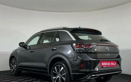 Volkswagen T-Roc I, 2025 год, 4 100 000 рублей, 7 фотография