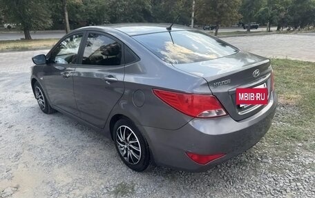 Hyundai Solaris II рестайлинг, 2014 год, 1 080 000 рублей, 5 фотография
