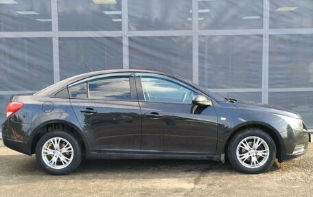 Chevrolet Cruze II, 2010 год, 590 000 рублей, 5 фотография