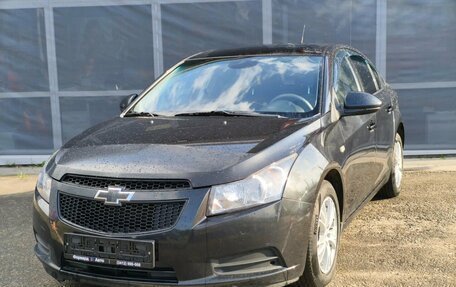 Chevrolet Cruze II, 2010 год, 590 000 рублей, 3 фотография