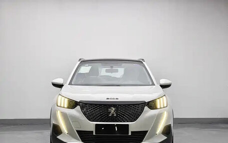 Peugeot 2008 II, 2022 год, 1 250 666 рублей, 2 фотография