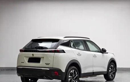 Peugeot 2008 II, 2022 год, 1 250 666 рублей, 8 фотография