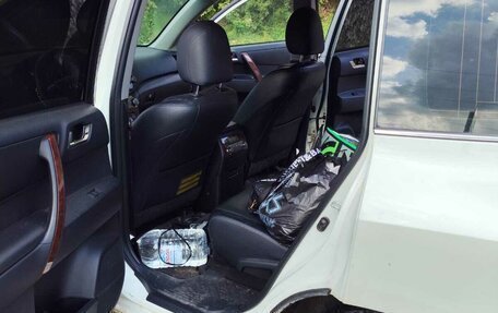 Toyota Highlander III, 2013 год, 2 250 000 рублей, 9 фотография