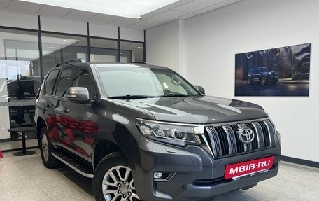 Toyota Land Cruiser Prado 150 рестайлинг 2, 2019 год, 4 800 000 рублей, 3 фотография