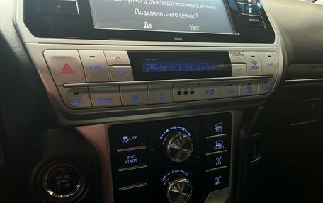 Toyota Land Cruiser Prado 150 рестайлинг 2, 2019 год, 4 800 000 рублей, 15 фотография