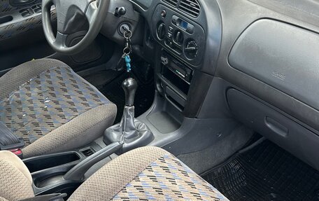 Mitsubishi Lancer VII, 2000 год, 200 000 рублей, 8 фотография