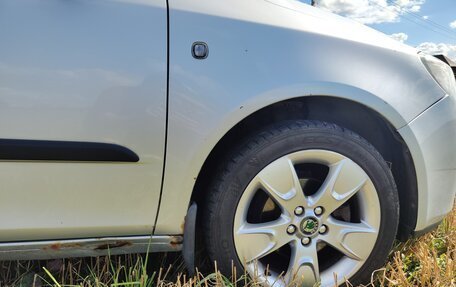 Skoda Fabia II, 2009 год, 600 000 рублей, 17 фотография