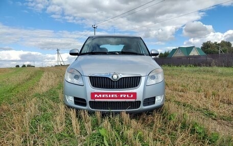 Skoda Fabia II, 2009 год, 600 000 рублей, 14 фотография