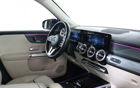 Mercedes-Benz GLB, 2021 год, 2 999 999 рублей, 9 фотография