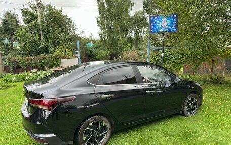 Hyundai Solaris II рестайлинг, 2022 год, 1 630 000 рублей, 6 фотография