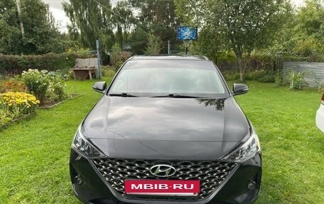Hyundai Solaris II рестайлинг, 2022 год, 1 630 000 рублей, 9 фотография
