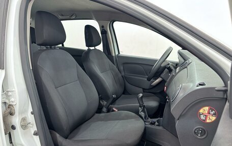 Renault Logan II, 2018 год, 595 000 рублей, 9 фотография