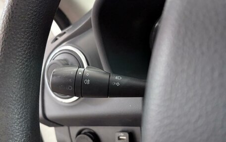 Renault Logan II, 2018 год, 595 000 рублей, 11 фотография