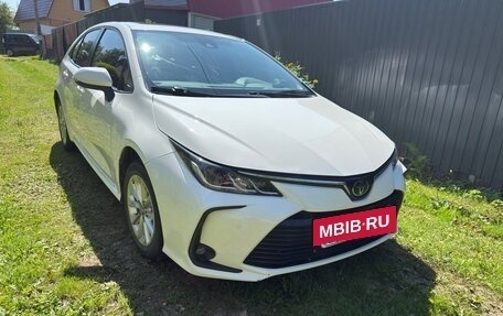 Toyota Corolla, 2021 год, 1 980 000 рублей, 2 фотография