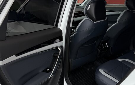 Geely Atlas, 2024 год, 3 400 000 рублей, 19 фотография