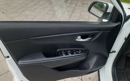 KIA Rio IV, 2018 год, 1 250 000 рублей, 15 фотография