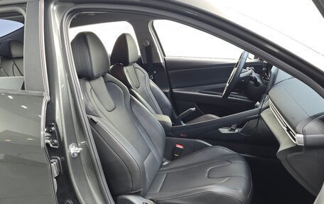 Hyundai Avante, 2023 год, 1 570 000 рублей, 24 фотография