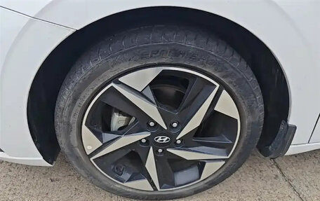 Hyundai Elantra, 2022 год, 1 569 000 рублей, 21 фотография