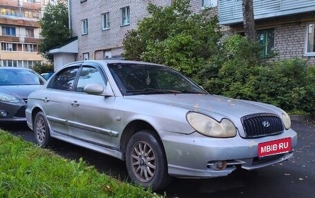 Hyundai Sonata IV рестайлинг, 2002 год, 160 000 рублей, 4 фотография