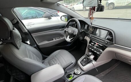 Hyundai Elantra VI рестайлинг, 2019 год, 1 550 000 рублей, 5 фотография