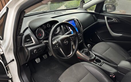 Opel Astra J, 2010 год, 585 000 рублей, 19 фотография
