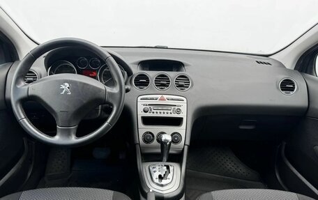 Peugeot 408 I рестайлинг, 2014 год, 649 000 рублей, 9 фотография