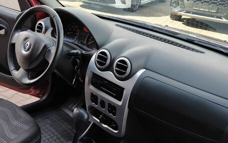 Renault Sandero I, 2013 год, 688 000 рублей, 13 фотография