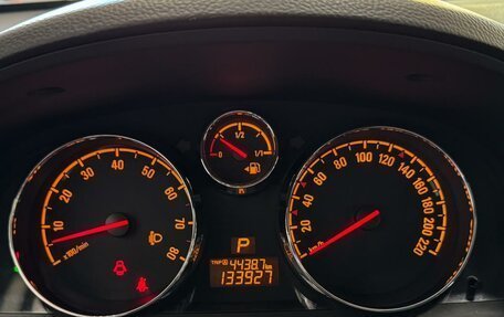 Opel Antara I, 2013 год, 1 300 000 рублей, 14 фотография
