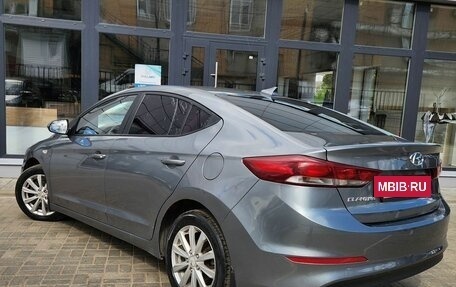 Hyundai Elantra VI рестайлинг, 2017 год, 1 160 000 рублей, 3 фотография