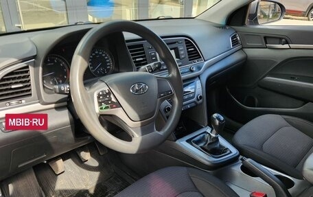 Hyundai Elantra VI рестайлинг, 2017 год, 1 160 000 рублей, 7 фотография