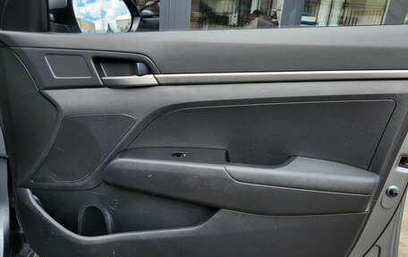 Hyundai Elantra VI рестайлинг, 2017 год, 1 160 000 рублей, 19 фотография