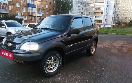 Chevrolet Niva I рестайлинг, 2011 год, 450 000 рублей, 2 фотография