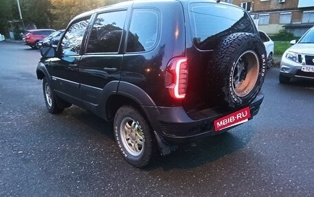 Chevrolet Niva I рестайлинг, 2011 год, 450 000 рублей, 6 фотография