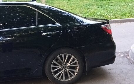 Toyota Camry, 2017 год, 2 250 000 рублей, 7 фотография