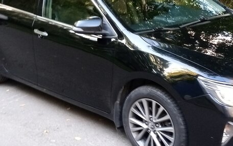 Toyota Camry, 2017 год, 2 250 000 рублей, 11 фотография